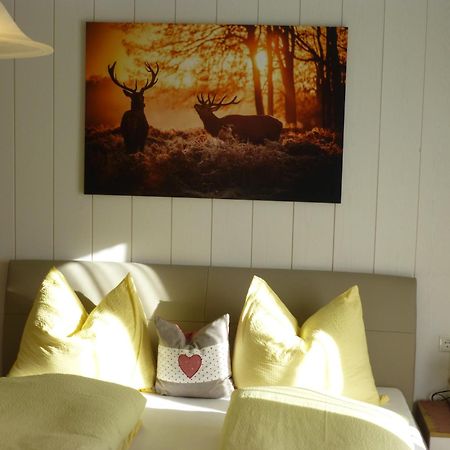 Bed and Breakfast Garni Helfer Dobbiaco Exterior foto