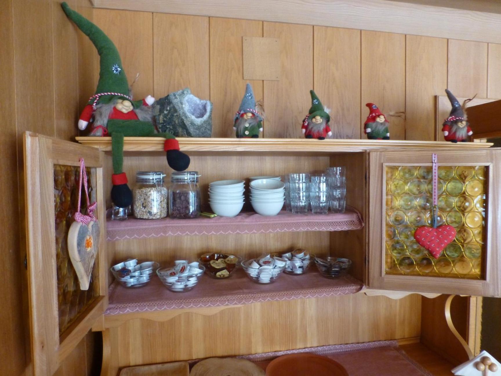 Bed and Breakfast Garni Helfer Dobbiaco Exterior foto
